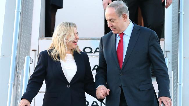 Prime Minister Netanyahu and wife arriving in Australia