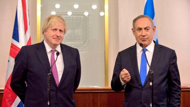 Boris Johnson and Netanyahu at a press conference in Israel