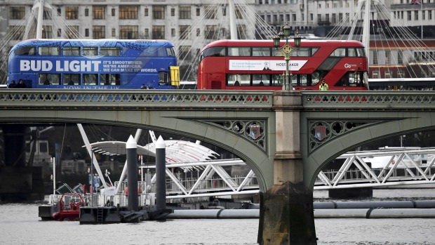 buses crossing the Thames in London