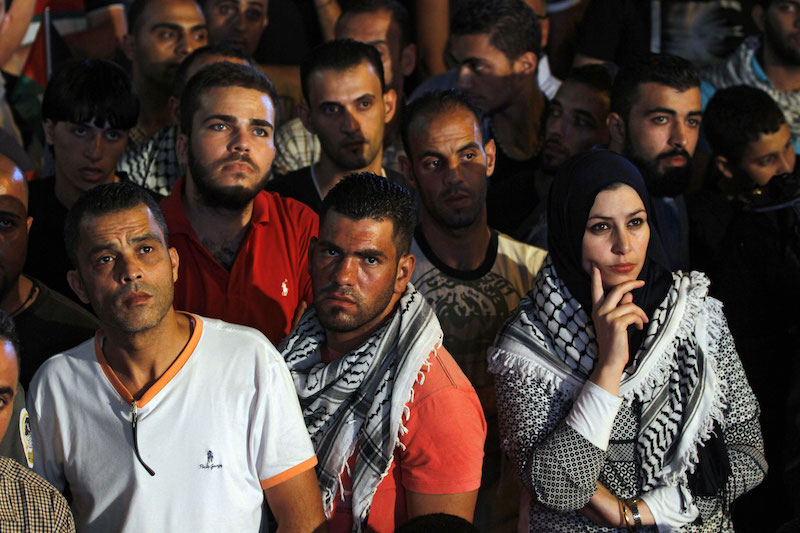 palestinian crowd