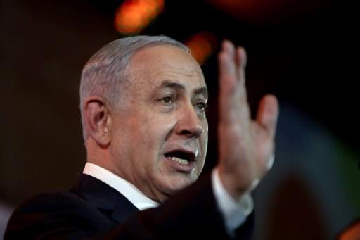 Netanyahu waving