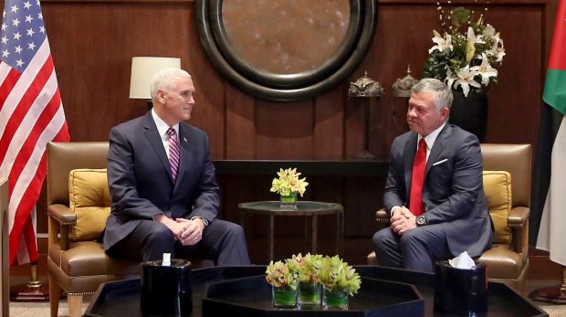 Pence sitting meeting with the King of Jordan at his palace