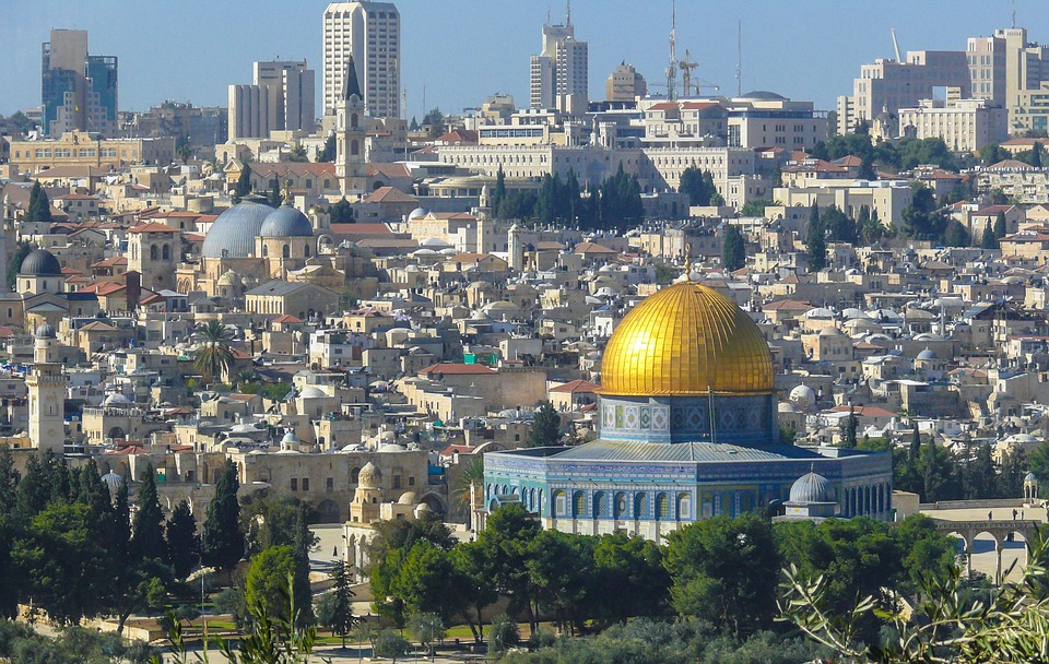 skyline jerusalem with dome of the rock