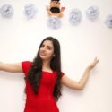 Iranian refugee teaches herself English, stars in VCE